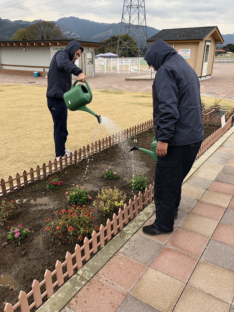 動物愛護センターでの清掃作業